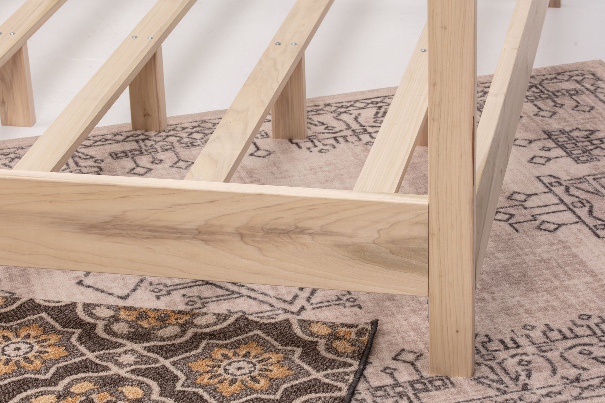 King-canopy-bed-slats