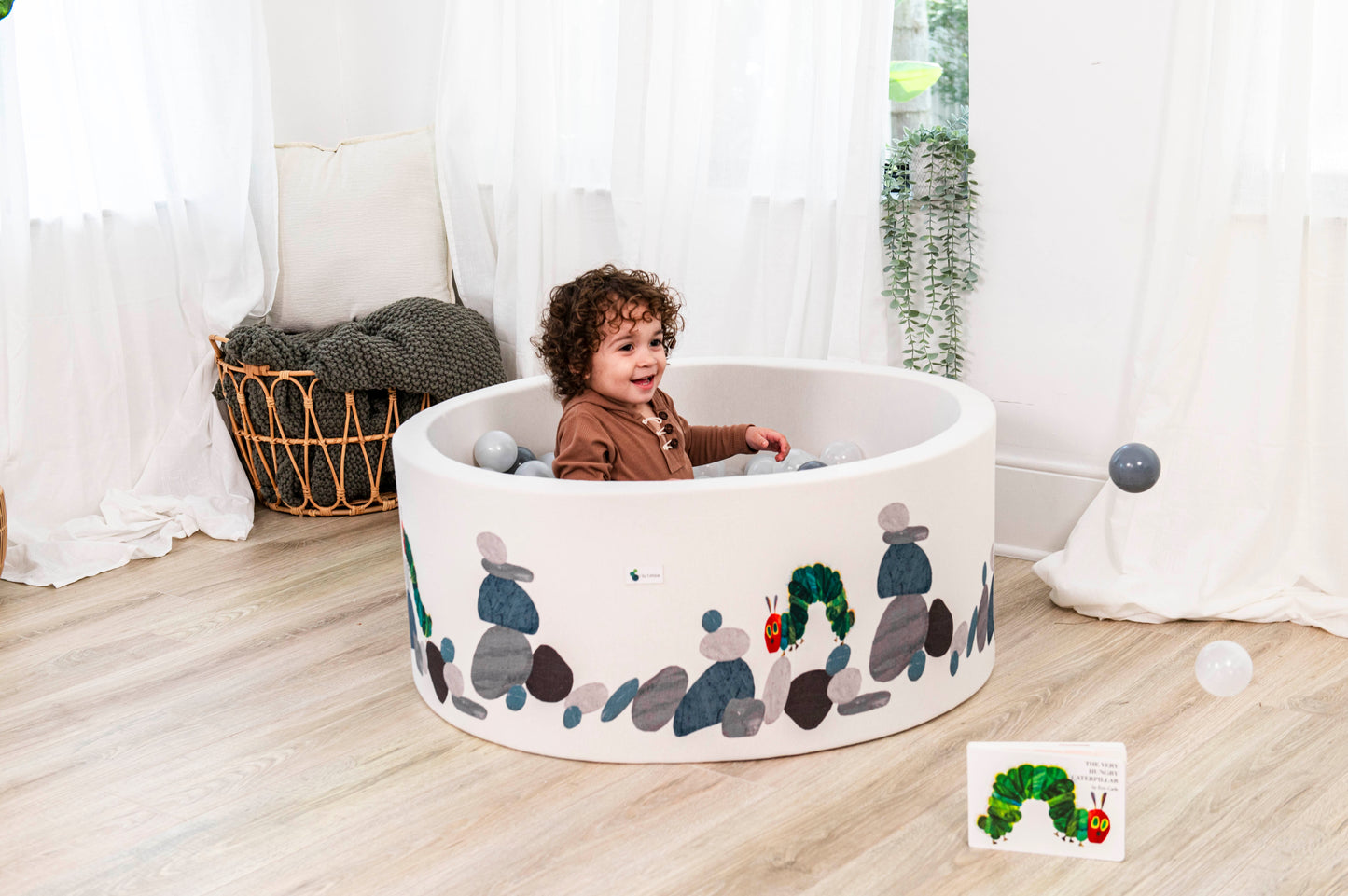 Ball Pit + 200 Pit Balls