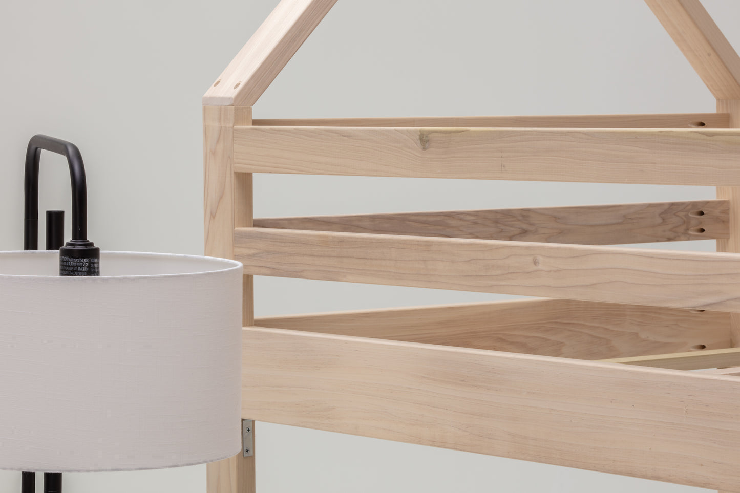 bunk-bed-detail-top-solid-wood