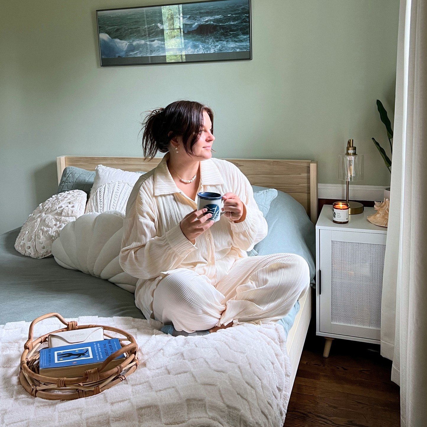 solid-wood-platform-bed-katelyn