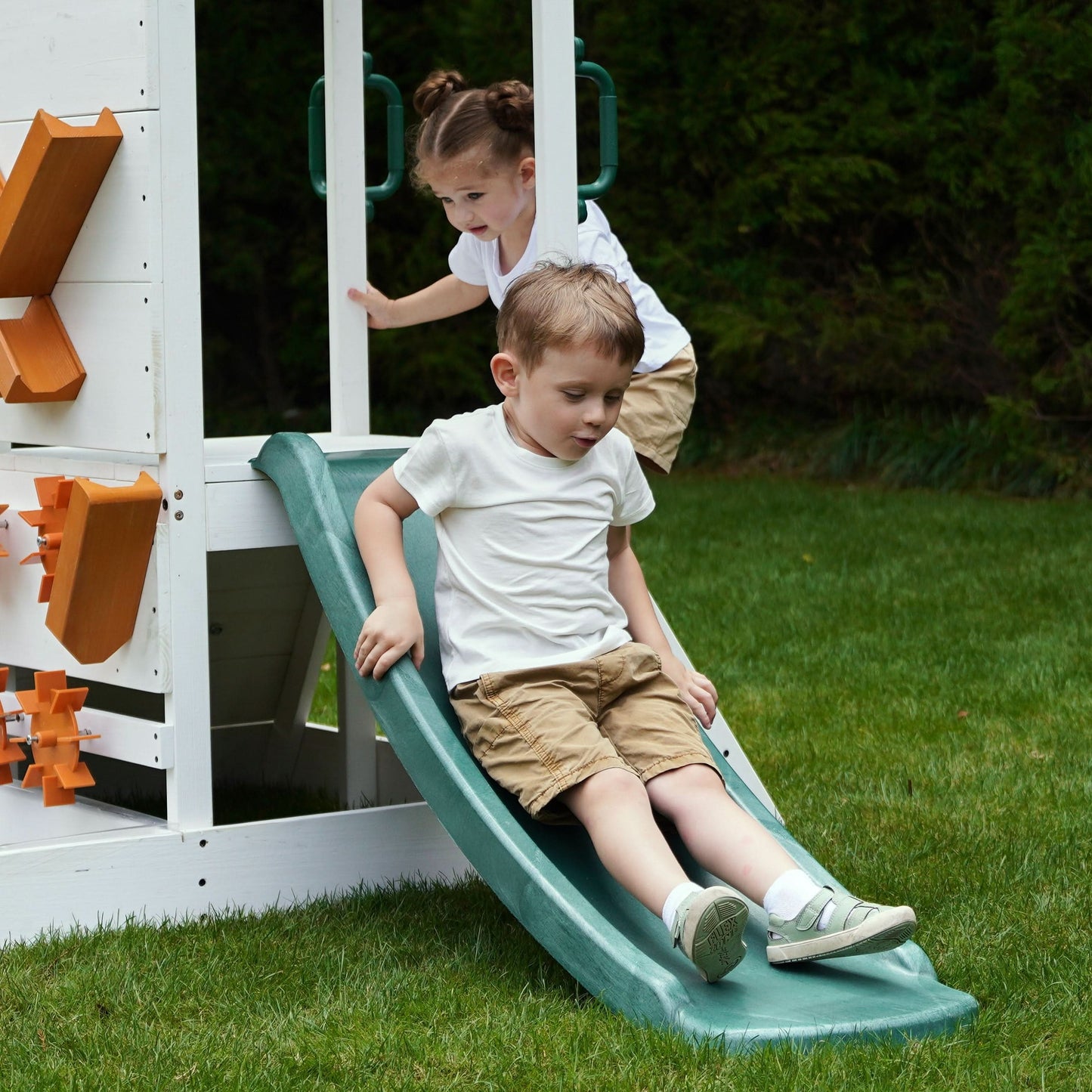 Aloe Outdoor Mini Playset with Water Fun