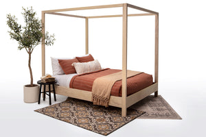 Canopy Bed Queen Size